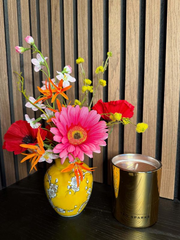 klein kunstbloemen boeketje